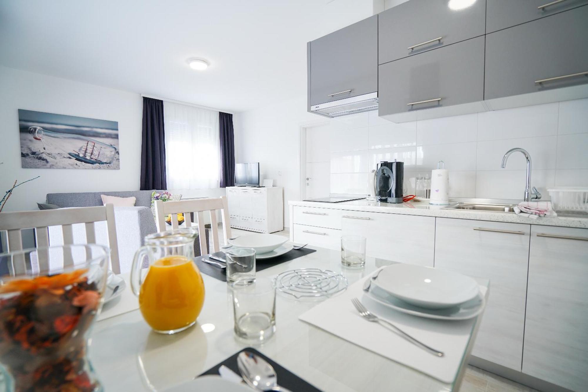 Sukošan Apartmani Zupan מראה חיצוני תמונה